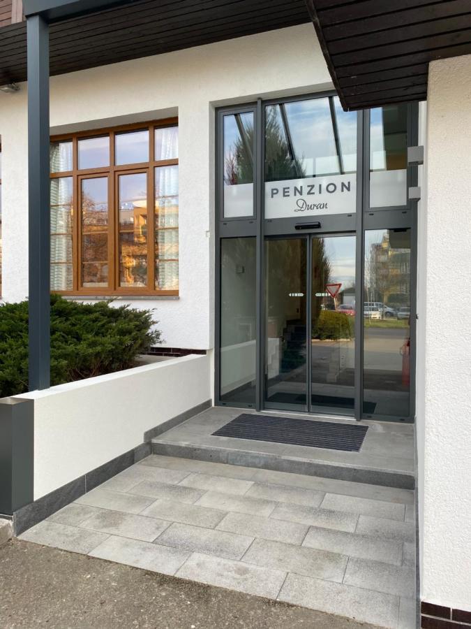 Duran Penzion Hradec Kralove Exterior photo